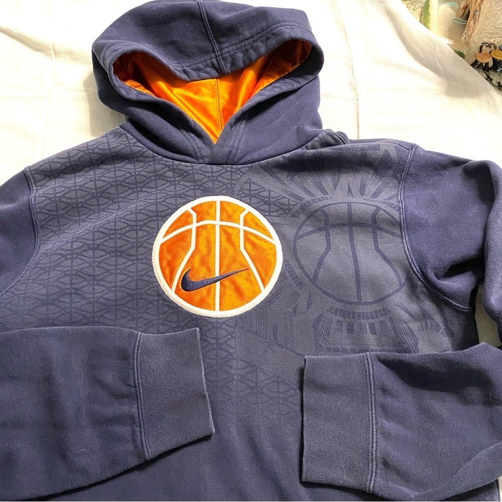 NWOT Nike Hoops hoodie basketball Navy blue SZ XL (18-20) Youth - Picture 4 of 12